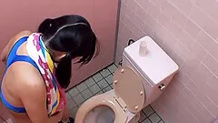 Sporty is sexy on the fingered and fucked Japanese girl