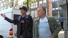 Mature dude fingers a prostitute then wedges his cock in her