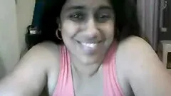 Pretty 40yo Desi Aunty Prolapses Her Phat Ass on Cam