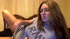 Excited curvy amateur cam girl with a toy for her wet twat