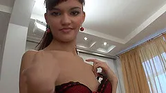 Skinny amateur hottie in a huge dick ride and naughty blowjob action