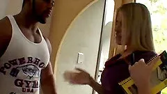 Anal Daphne Rosen fucks a big black cock after headjob