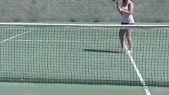 Sporty redhead hottie shows sexy tits outdoor