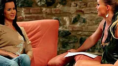 Gorgeous Cindy Dollar strips off her jeans and shows her great body