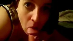 Homemade blowjob scene with an amateur brunette lady