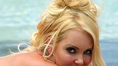 Aaliyah Love sucks and rides a cock in hardcore outdoor clip