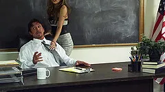 Hardcore teacher fucking on the desk in the college classroom