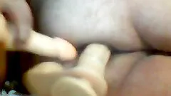 Obese mature amateur slut fucks her holes with dildos in homemade solo