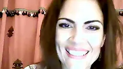 Gorgeous brunette cougar gives a hardcore webcam performance