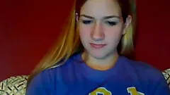 Amateur blond hottie shows her tits for the webcam