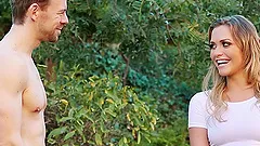 Sexy girl with a nice ass gets fucked outdoors after a yoga class