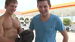 Blond poofter fucks his buddy's hot asshole in public