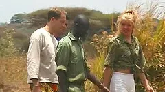 Unbelievable Yelena Schieffer Goes Hardcore In A Retro MMF