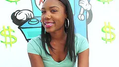 Mouthwatering Chanell Heart Serves An Interracial Blowjob