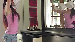 Roxanne Rae Masturbates With A Vibrator Before Going Hardcore