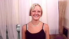 French amateur girlfriend anal fuck with facial