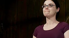 Nerdy girl gets trapped on the yoke bar