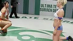 DragonLily and Tara Lynn Foxx make lesbian love after having a fight