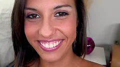 Charming beauty Kelsi Monroe is giving an amazing handjob