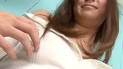 Japanese sunshine Rino gives  a nice handjob