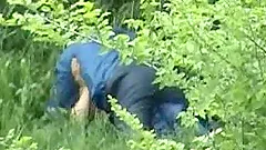 Horny couple feels an urge to caress each other in a park