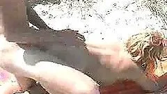 Public Beach Sex is caught on the camera