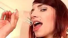 Redhair minx Leila piss