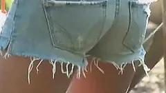 Sexy Amber Nicole makes hot show outside the city