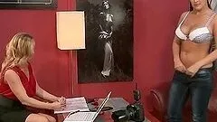 Busty and massive girl Carmen Croft is at casting