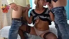 A Wild Gangbang For A Kinky Mom With A Big Craving For Sex