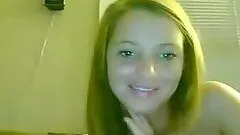 Unbelievable blond shows off her goods on live cam