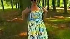 Sexy Amateur Flasing Her Pussy in the Woods