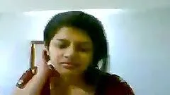 Indian Babe Blows Her Boyfriend's Dick for Fun