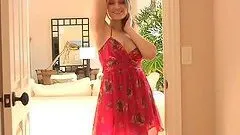 A Little Bit Of Pussy Toying With the Hot Babe Dani