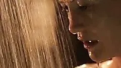 Sensual Movie Star Kelly Rowan Showering Totally Naked