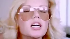 Hot Teens Learn How To Suck and Fuck in Les Petites Écolièrs - Retro Porn