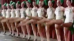 Tons of Naked Women in a Scene from Ah! Les Belles Bacchantes - Vintage Porn