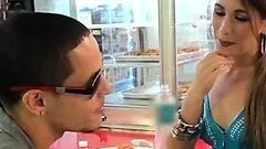 Jessica Gets A Facial Cumshot