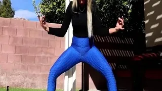 Hotties pissing their tight jeans omorashi 2024