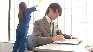 amateur dude gets his dick pleasured by a kinky Japanese cleaner