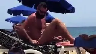 Str8 spy daddy bear at the beach