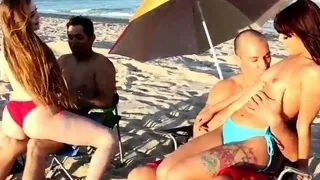 Real father mother playfellow's daughter Beach Bait And Swit