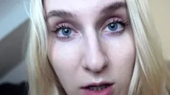 Amateur brunette ariana marie solo toying