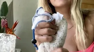 Naked Blonde Teen Girl Pussy Masturbation On Webcam