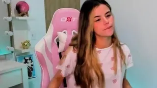 sexy amateur hot blonde teen show webcam