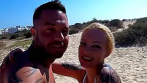 Skinny blonde amateur teen fuck at the beach