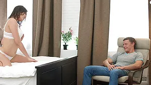 Foxy babe Aleksandra spreads her fit legs to ride in cowgirl