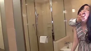 Quickie fucking with a sexy Japanese girl who loves sticky cum