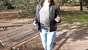 Luna does her first porn casting