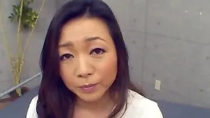 Sexy Japanese MILF Aiko Kanamori gets her mouth and pussy fucked